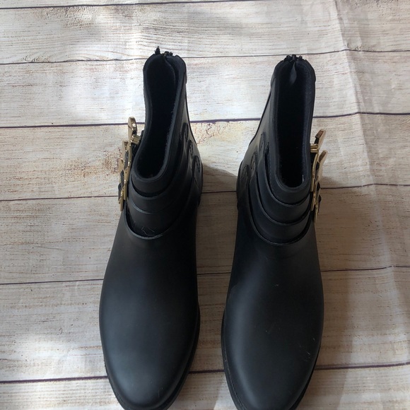 Loeffler Randall Shoes - Loeffler Randall size 8 rainbooties.